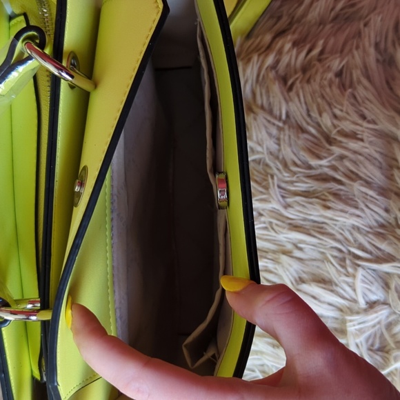 ❌SOLD❌TikTok Viral 🎥 Steve Madden Bevelyn Bag, "Lemon" - Picture 6 of 12